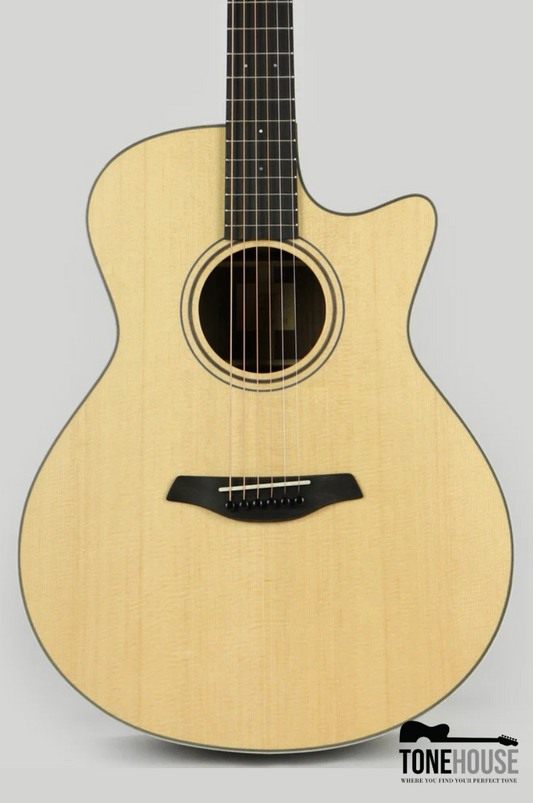FURCH GREEN GC-SR ALL-SOLID WOOD SITKA SPRUCE/INDIAN ROSEWOOD W/HARD CASE