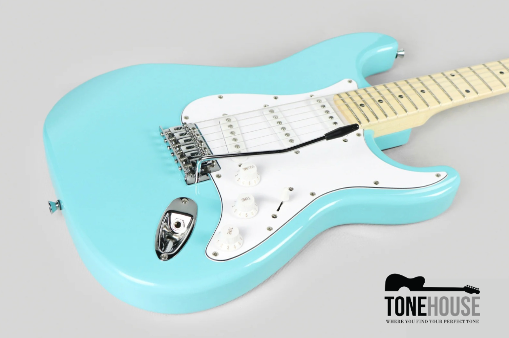 JCRAFT S-1 S-STYLE ELECTRIC GUITAR WITH GIGBAG (FOUNTAIN BLUE)