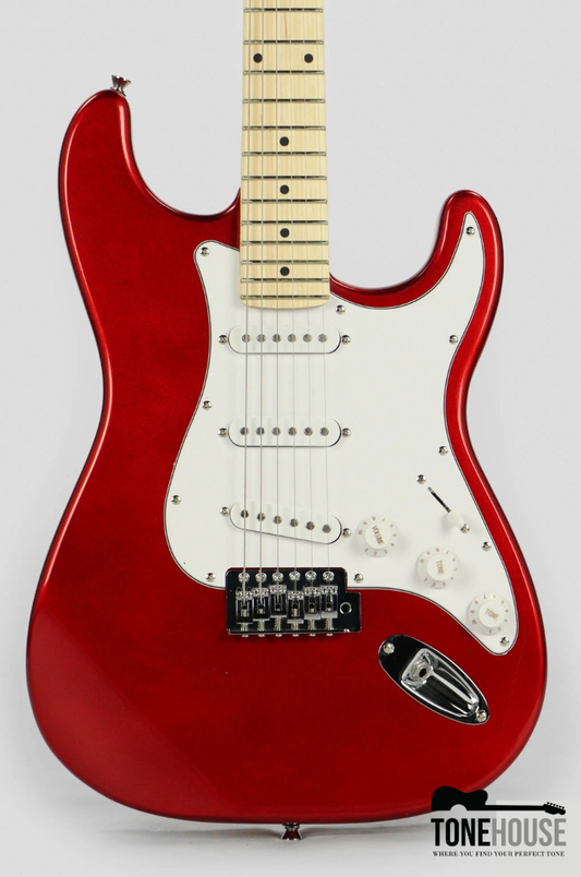 JCRAFT S-1 S-STYLE ELECTRIC GUITAR WITH GIGBAG (METALLIC RED)
